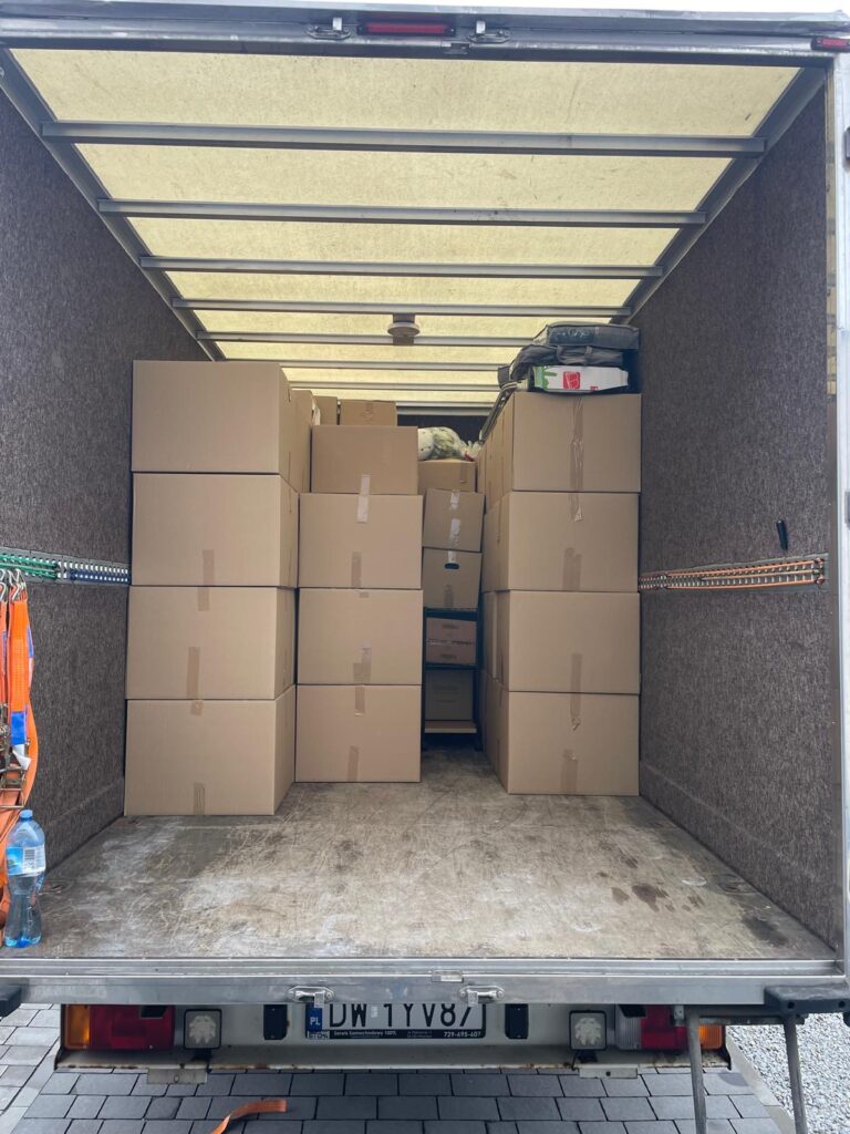transport lodowki wroclaw z wniesieniem