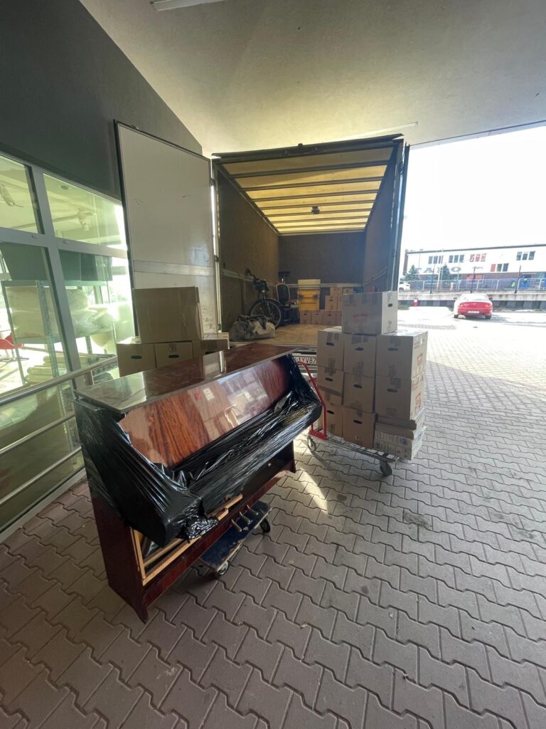 transport pianina