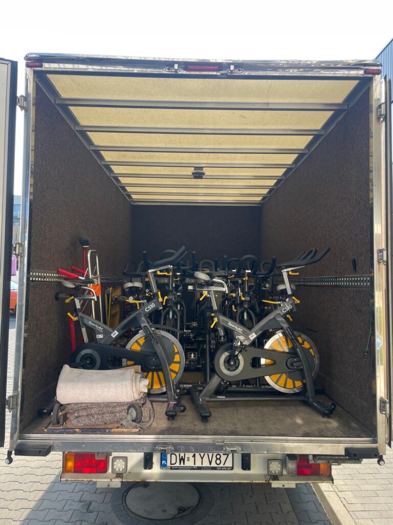transport sprzetu sportowego wroclaw